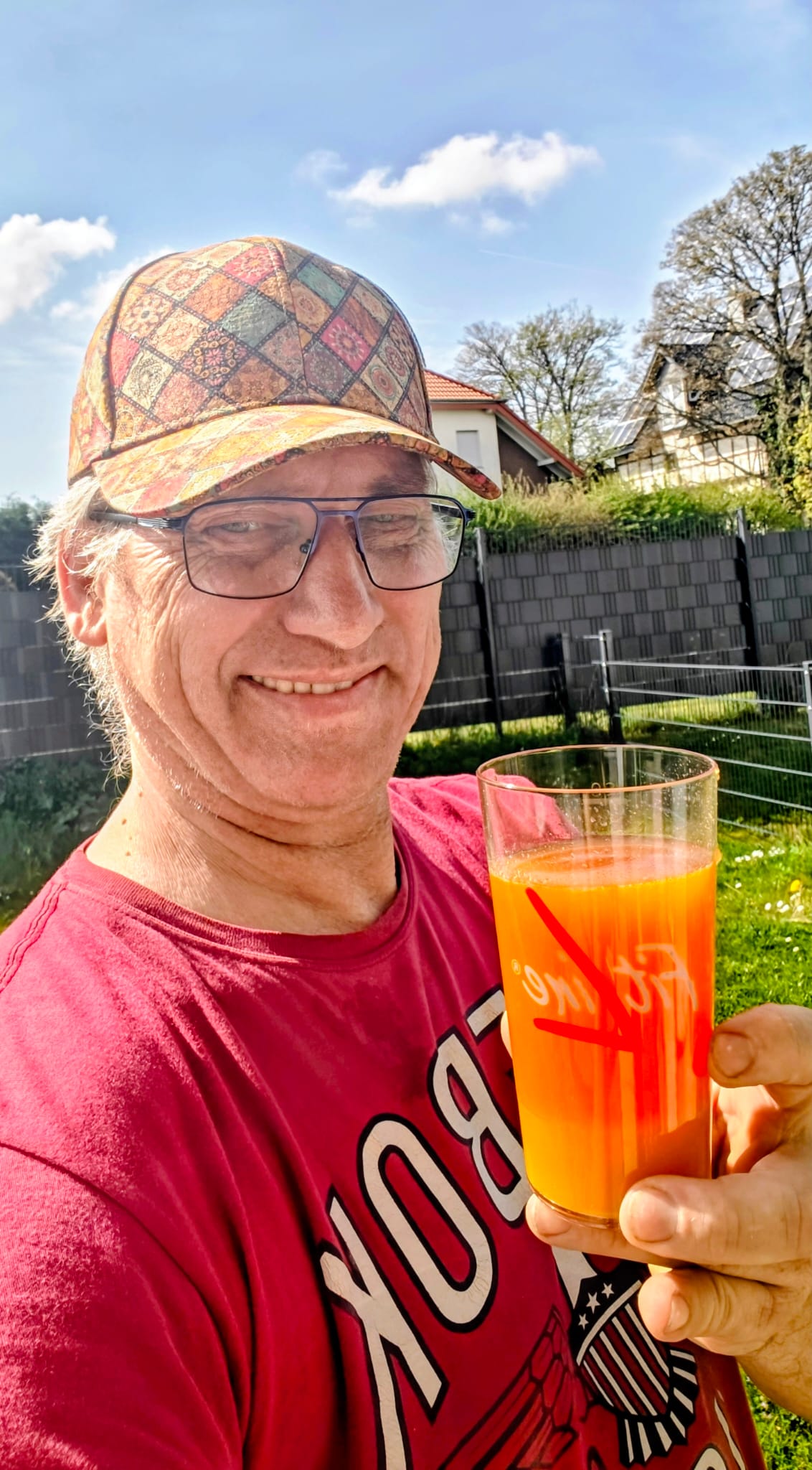 Hanno mit FitLine Getränk